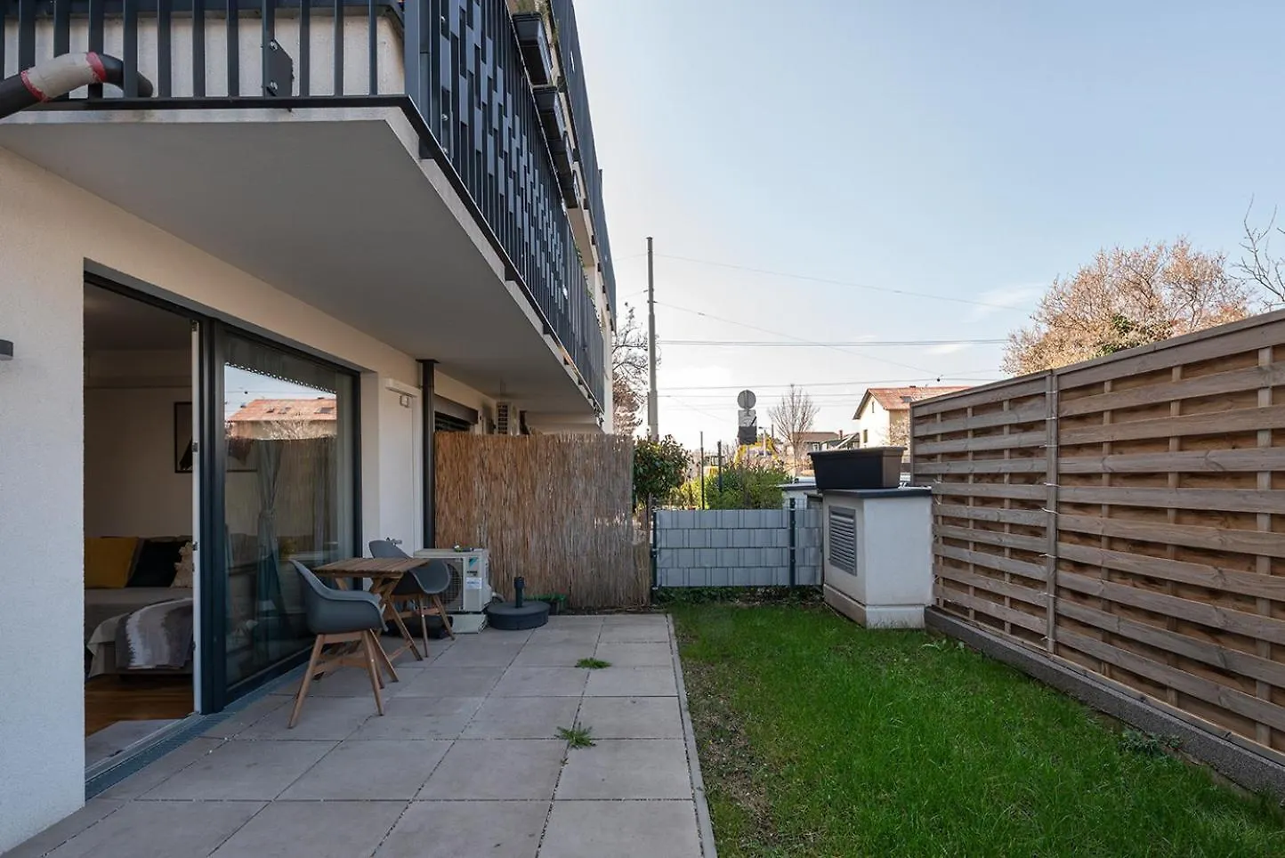 Schoenes Apartment Mit Garten Und Tiefgarage Vienna