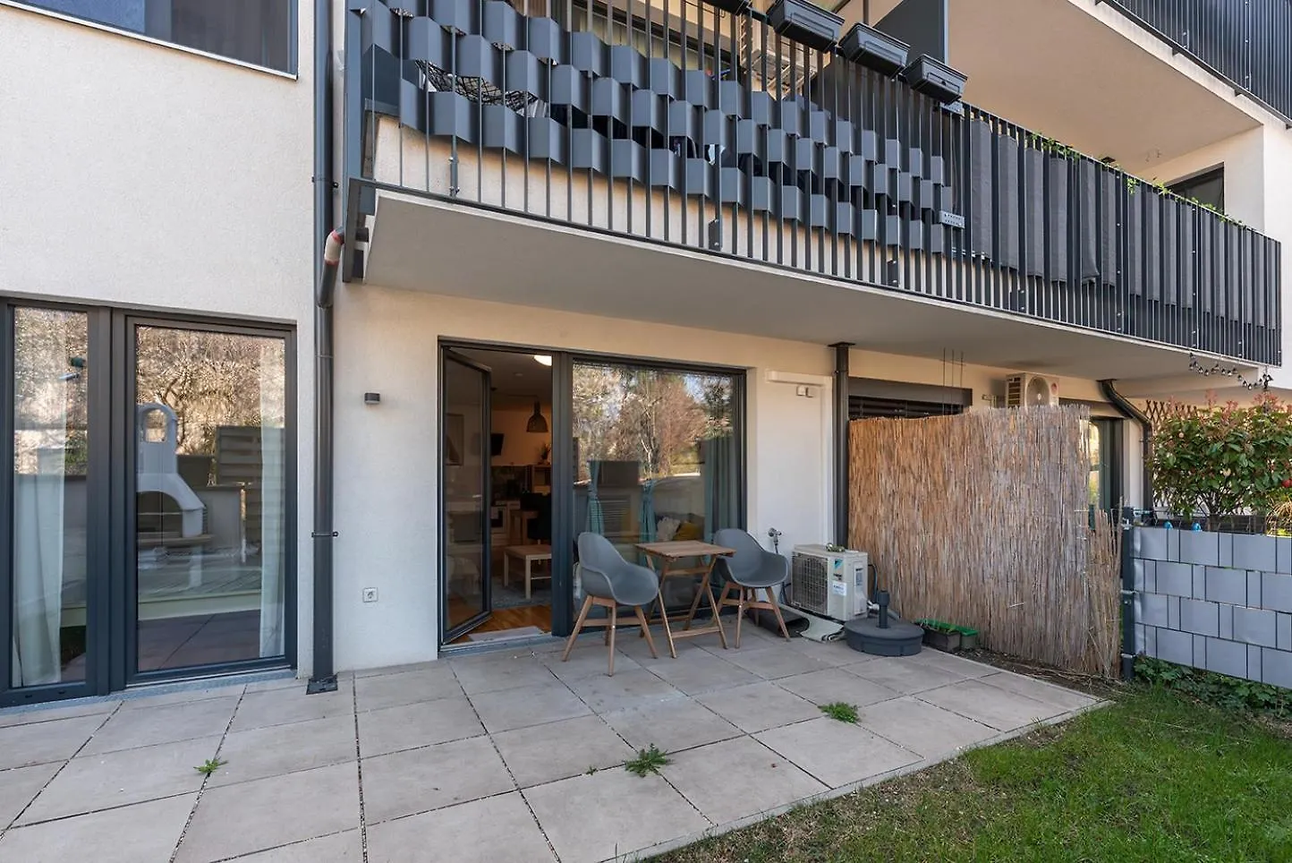 Schoenes Apartment Mit Garten Und Tiefgarage Vienna 0*,  Austria