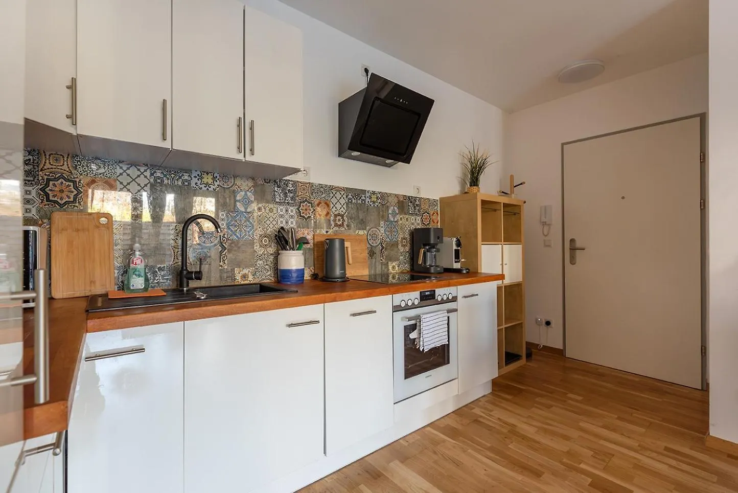 Schoenes Apartment Mit Garten Und Tiefgarage Vienna