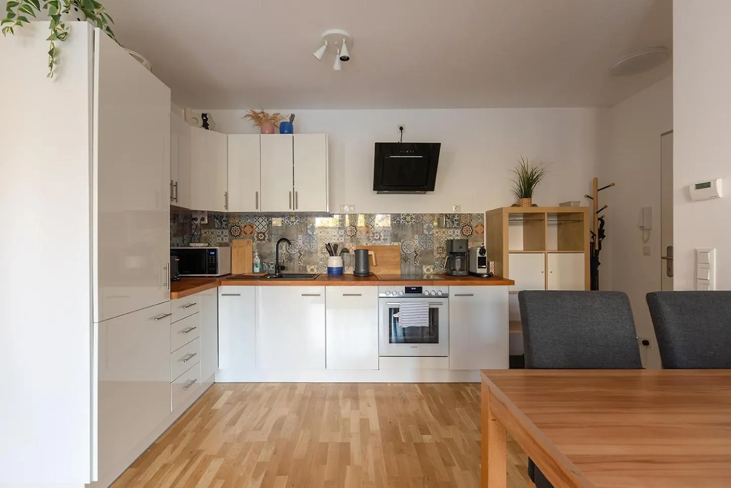 Schoenes Apartment Mit Garten Und Tiefgarage Vienna