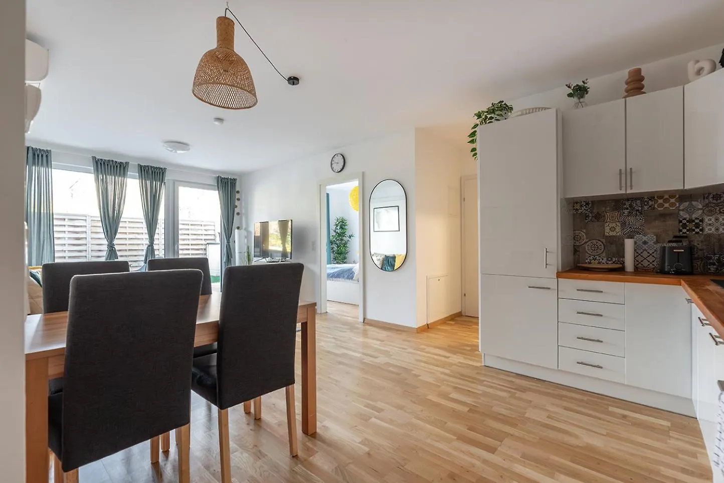 Schoenes Apartment Mit Garten Und Tiefgarage Vienna 0*,  Austria