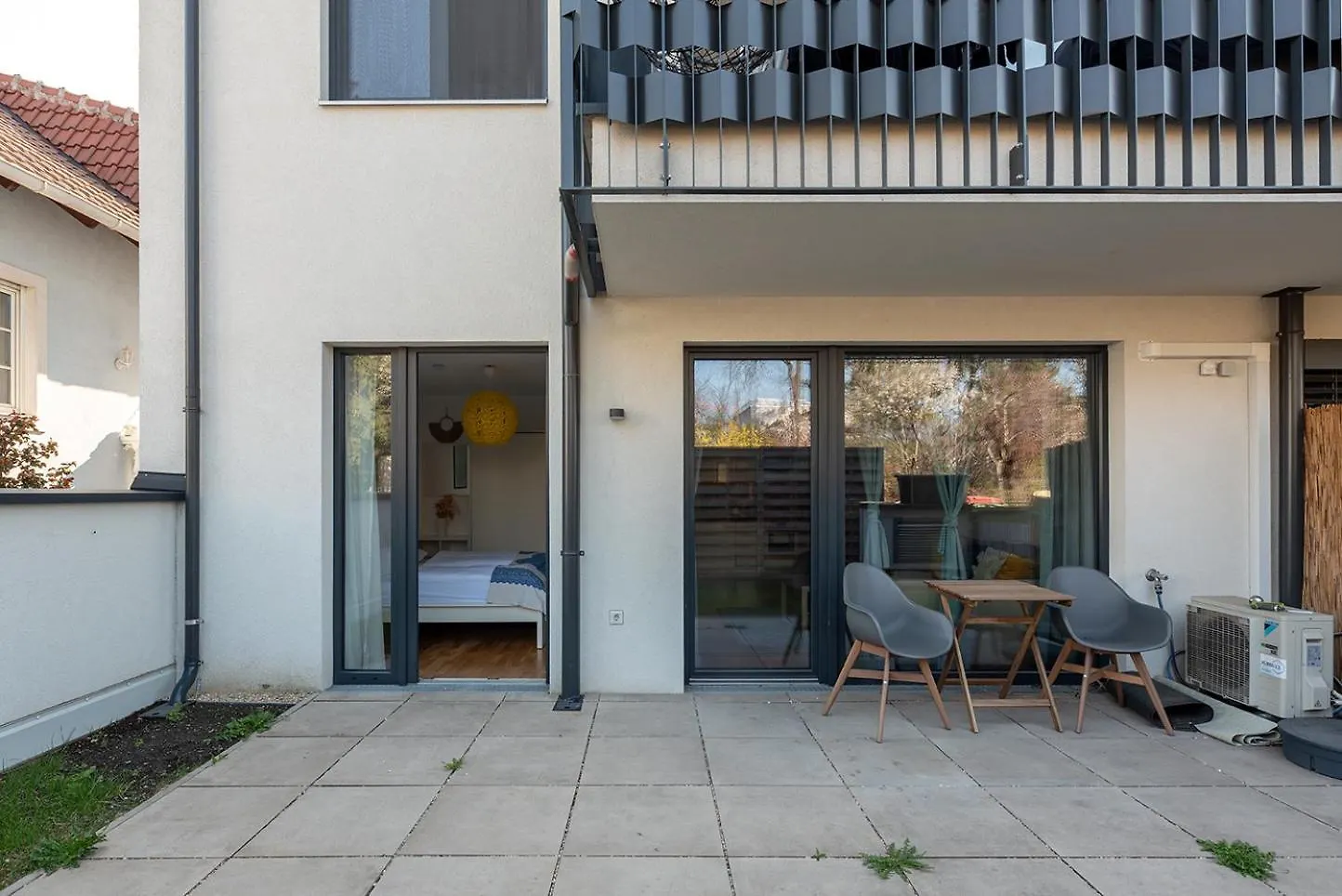 Schoenes Apartment Mit Garten Und Tiefgarage Vienna